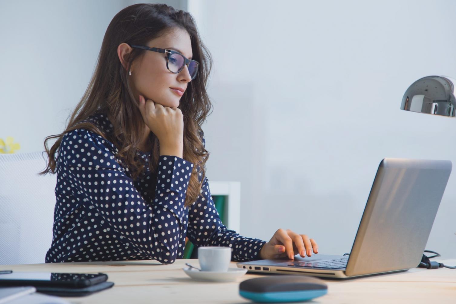 Headlines for Digital News: The Technical Side